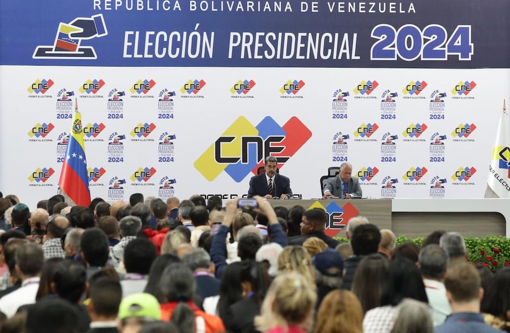 Maduro anuncio el retiro de personal diplomático de Argentina y otros seis países de la región. Foto: EFE/ Ronald Peña R.