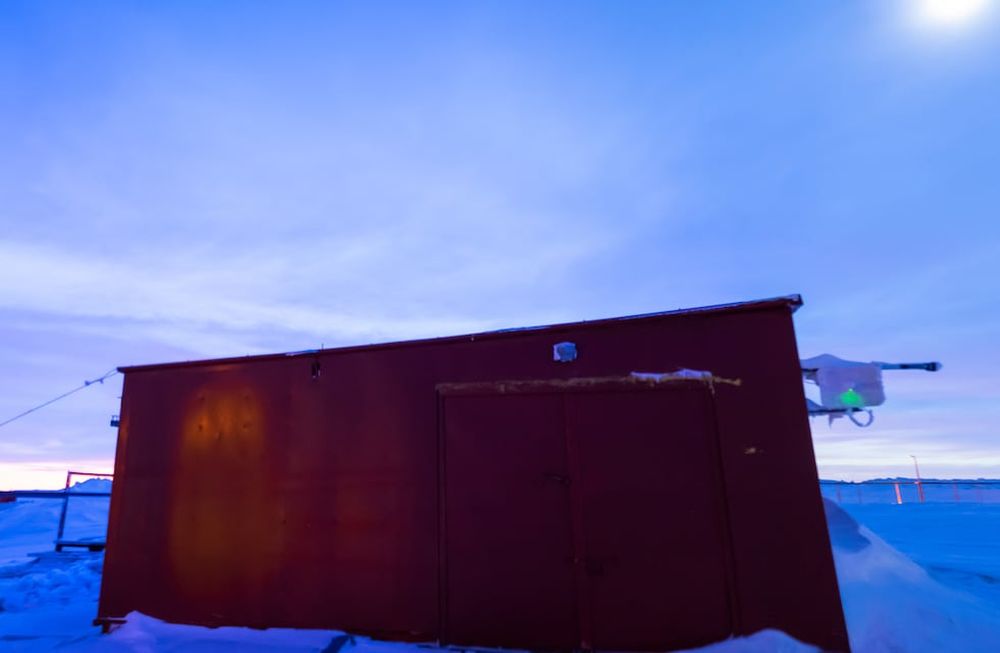 Vista panorámica del laboratorio antártico de Meteorología del Espacio, en base argentina Marambio desde donde se estudian los rayos cósmicos. Foto: Adriana Gulisano.