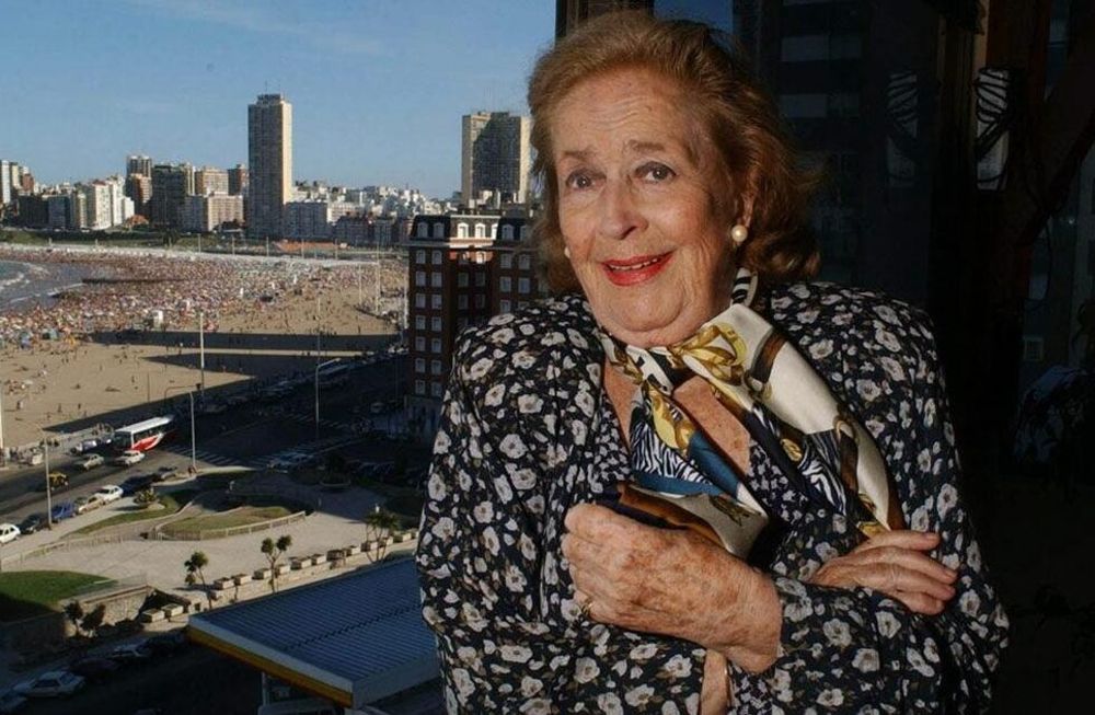 Los famosos despidieron a Zorrilla vía Twitter