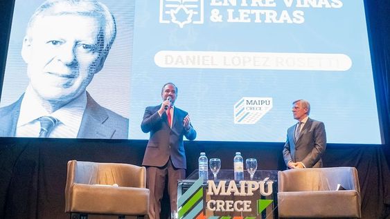 Daniel López Rosetti cerró el exitoso ciclo “Maipú Crece entre viñas y letras”