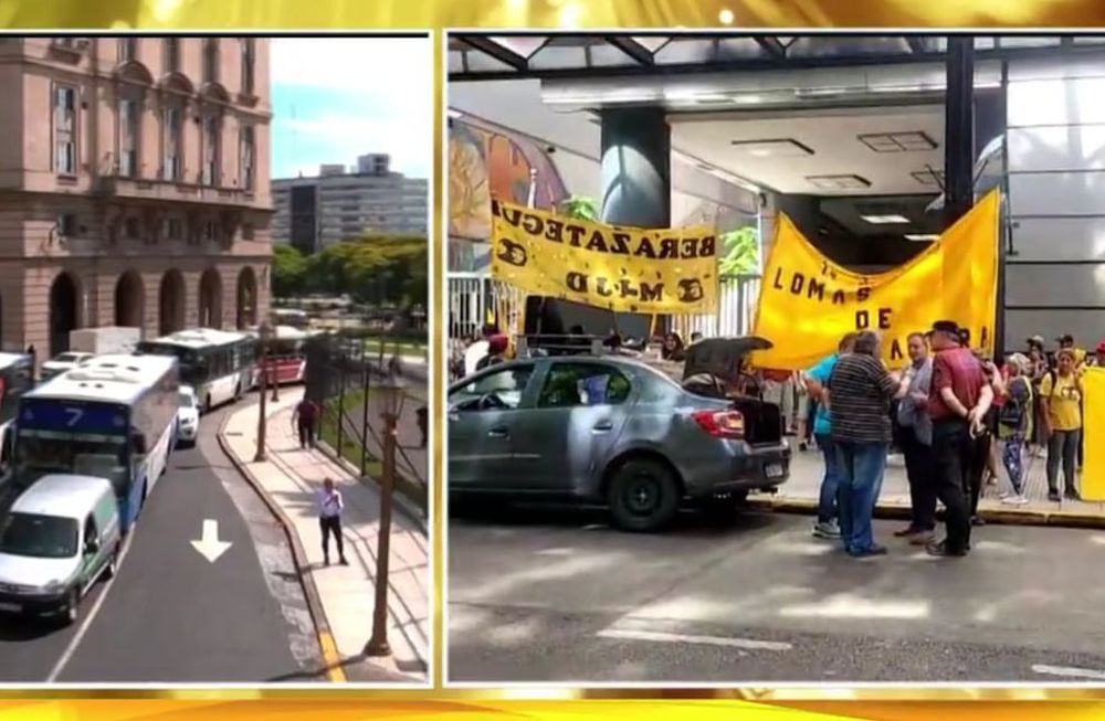 En el segundo día de la administración de Milei ya hay manifestaciones, pero en la vereda (TN)
