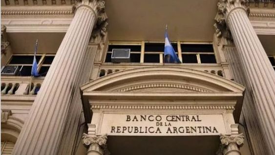 Hubo un Zoom entre banqueros y el Central pero se filtró el link de invitación: qué pasó