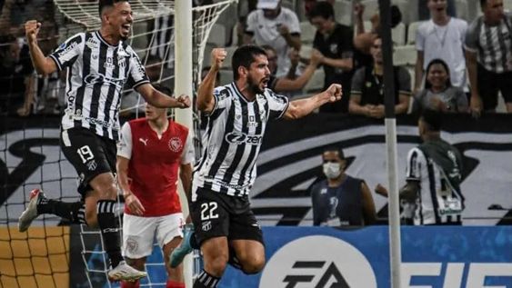 El Rojo de Eduardo Domínguez cayó por 2-1 ante el elenco brasileño como visitante por la primera fecha del Grupo G del torneo continental. / Gentileza.