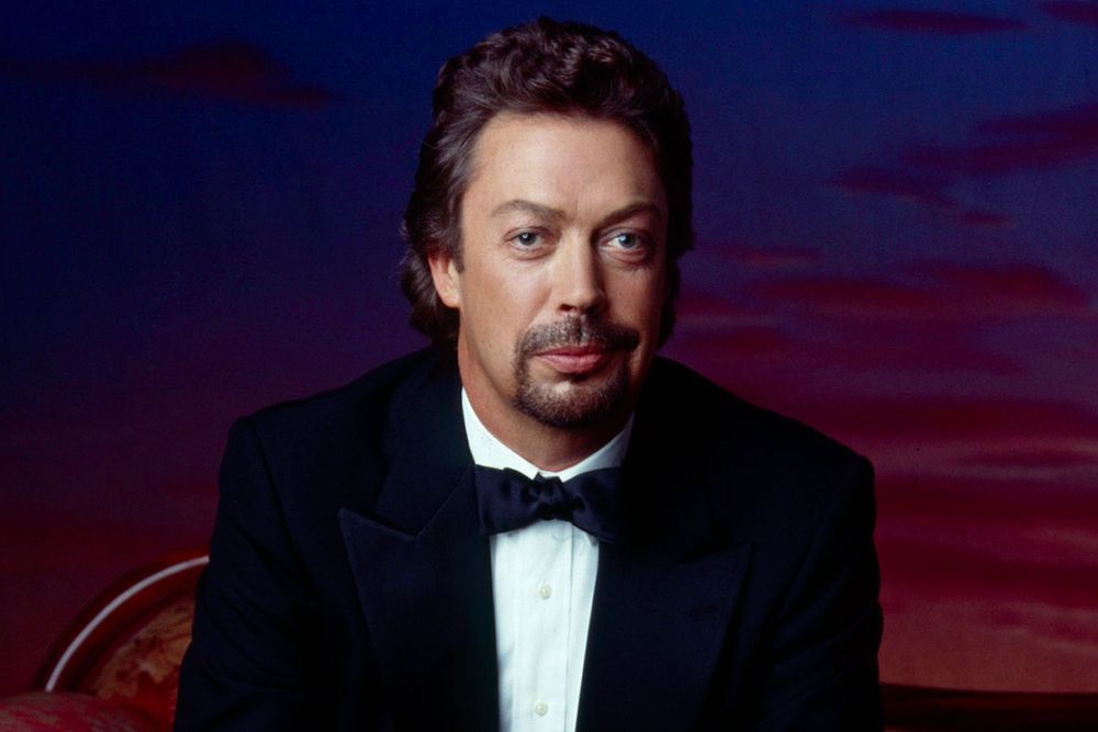 El reconocido actor británico Tim Curry.