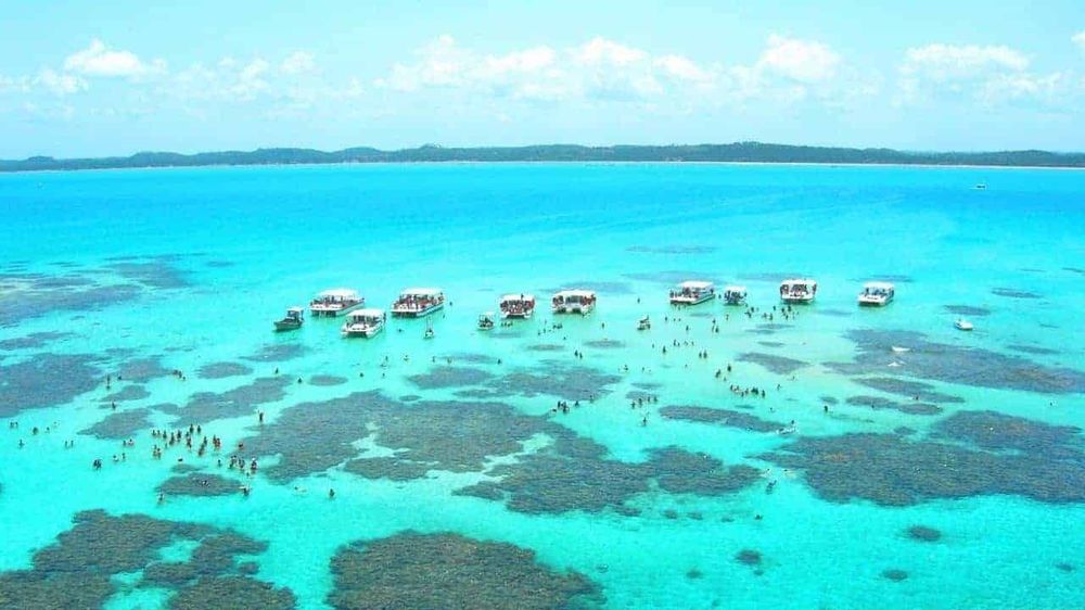Verano en Brasil el pueblito de playas transparentes y arena blanca que parece del Caribe