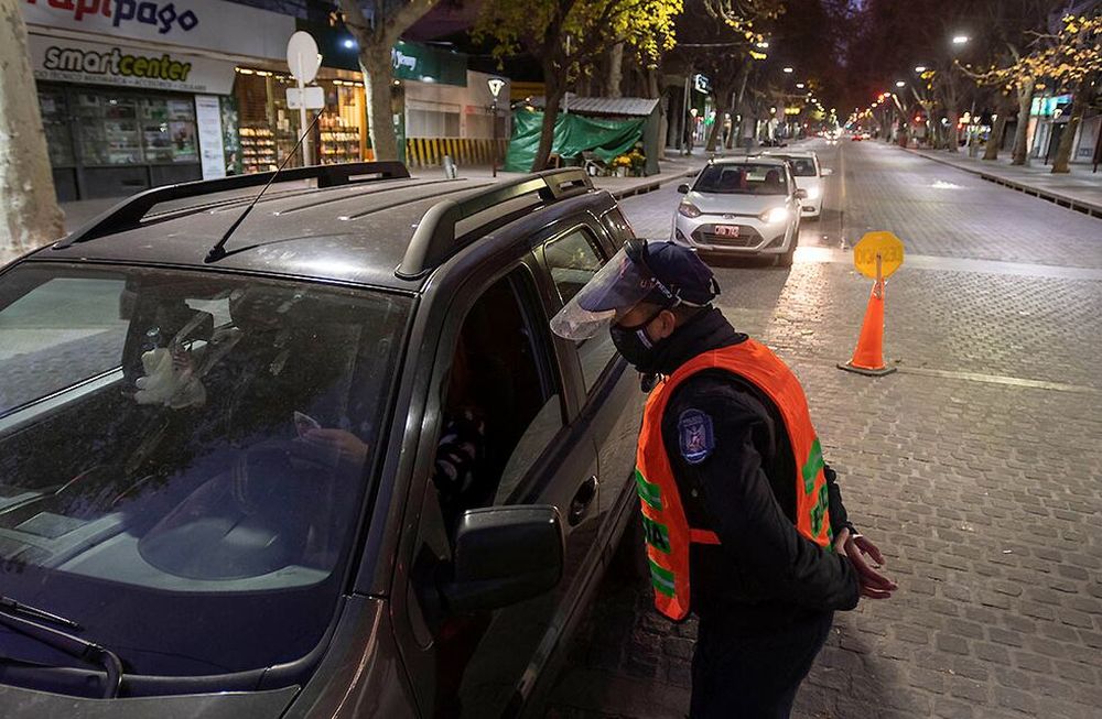 Rodolfo Suarez aseguró que el confinamiento no durará más de los nueve dias pactados inicialmente. / Los Andes