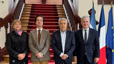 El gobernador Alfredo Cornejo y la gerenta de ProMendoza, Patricia Giménez.