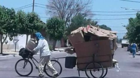 El viejo de la bolsa - Por Juan Azor