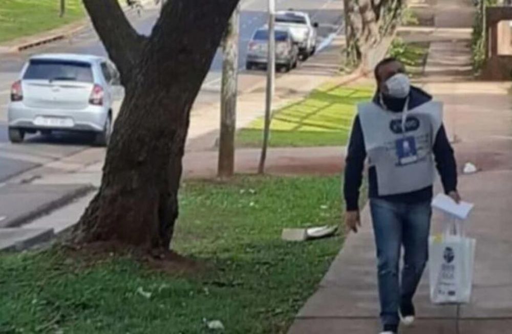 Censo 2022: el gobernador de Misiones, Herrera Ahuad, se sumó al operativo como censista