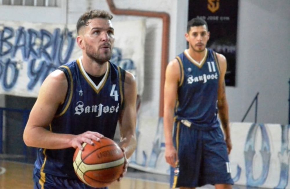 Leandro Lincheta fue la gran figura del triunfo de San José sobre Atenas Sport Club.