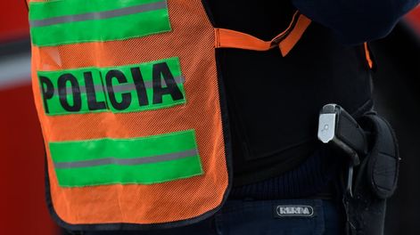 Guardaba su vehículo y se le acercó una persona con un arma de fuego, le robó el vehículo y se dio a la fuga. / Foto ilustrativa: Orlando Pelichotti / Los Andes