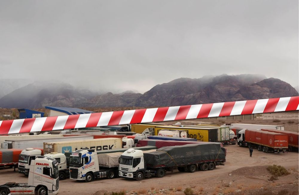 El aumento de casos generó un alto grado de incertidumbre en exportadores y empresas de transporte de cargas. Hay quejar por la lentitud de los trámites aduaneros para los camioneros.