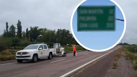 Colocaron un cartel sobre la Ruta 7 con errores muy groseros y explotaron las bromas