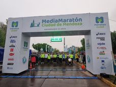 Se realizó la X edición de la carrera que recorre las principales calles de la Ciudad.