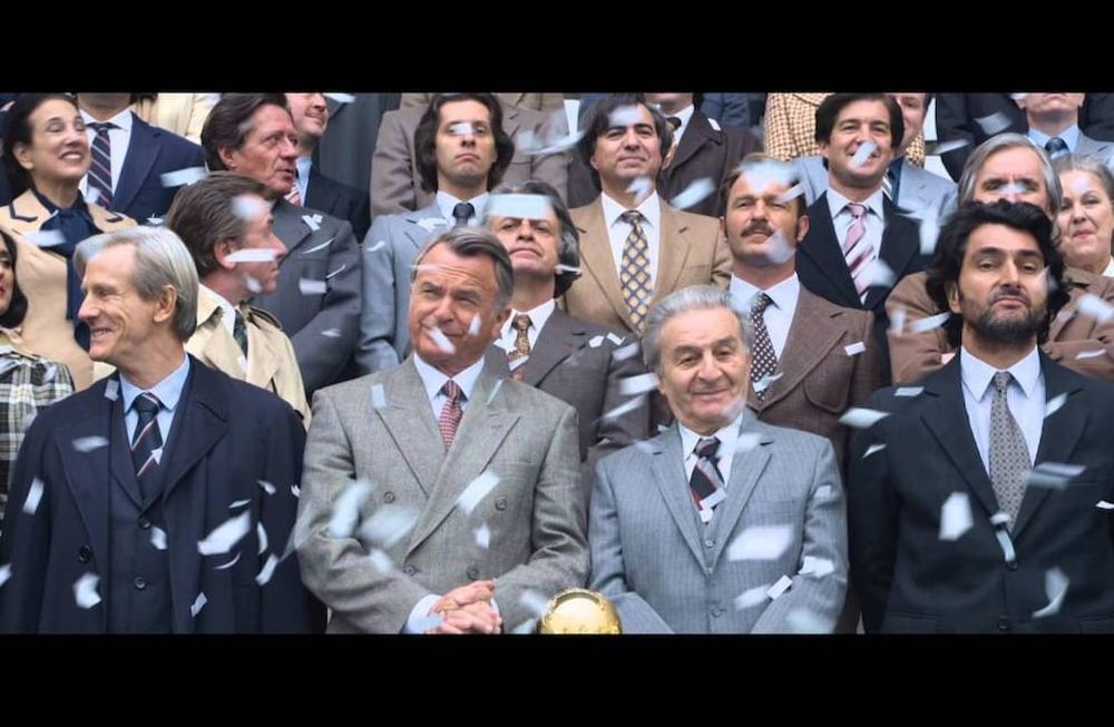 En medio de la crisis, se estrenó una película sobre la FIFA