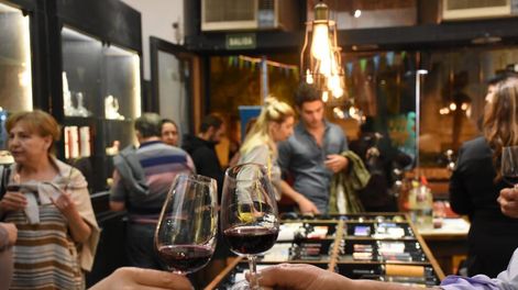 Noche de las Vinerías y un nuevo mes para degustar