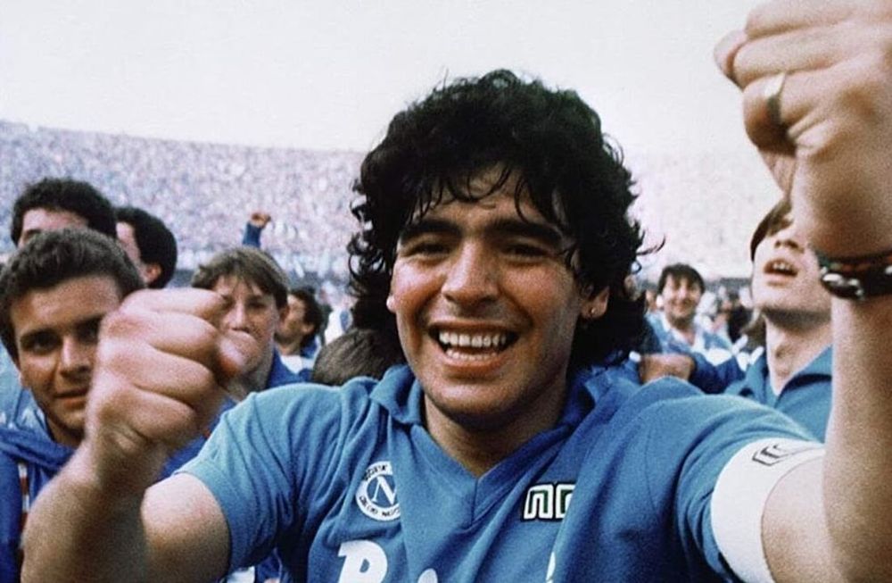 A 33 años del día en que Maradona se convirtió en héroe en Nápoli, tras ganar el scudetto