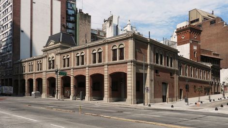 Se reconvierte el Mercado de los Carruajes en Ciudad de Buenos Aires.