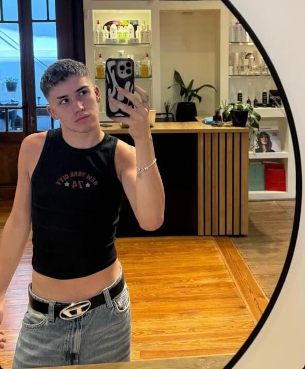 Juan Otero mostró en redes sociales su nuevo look y sorprendió a sus seguidores.