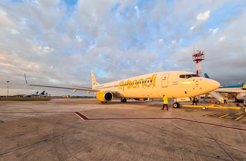 Flybondi: la ruta Mendoza-Buenos Aires ya duplicó sus frecuencias, con dos vuelos diarios
