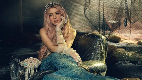 Shakira es una sirena en su nuevo videoclip Copa vacía.