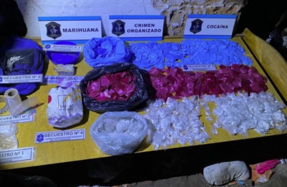 Las dosis secuestradas estaban con u envoltorio similar a la droga adulterada. Gentileza