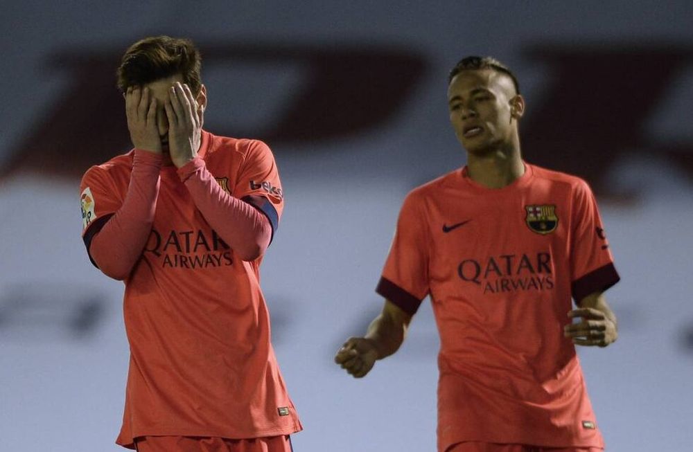 El exabrupto de Messi a un árbitro español recorre el mundo