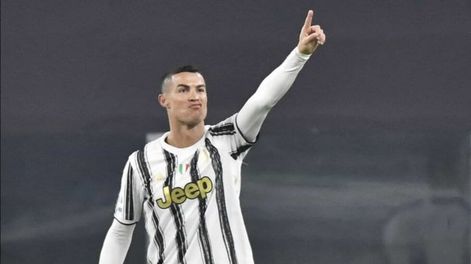 Leyenda: Cristiano Ronaldo convirtió dos goles y continúa en lo más alto de la tabla de goleadores de la historia. / Gentileza.