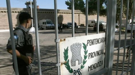 Los Andes | La medida fue dictada esta mañana por el juez penal Rafael Escot, durante una audiencia preliminar que se realizó en el Polo Judicial. El Chacal estaba detenido en Boulogne Sur Mer desde 2022.