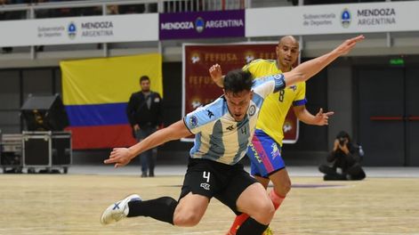 Futsal: Argentina festejó en la apertura del estadio cubierto