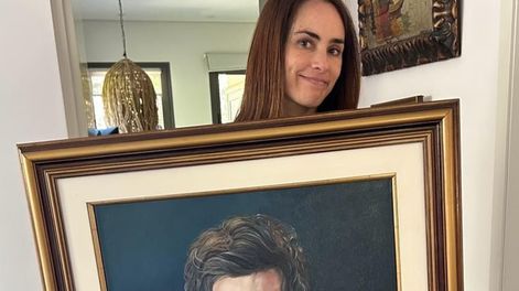 Flor Aise y el cuadro de Milei
