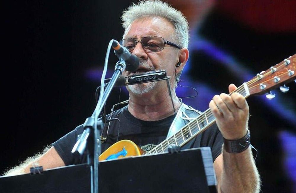 León Gieco se presenta este domingo a las 21 en la av. San Martín de río Ceballos. Apertura de temporada. Gratis.