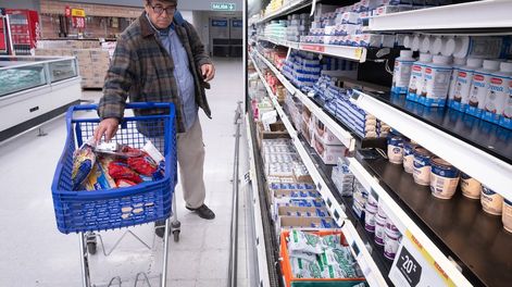 Qué dejó de comprar la gente y qué cambió por marcas más baratas