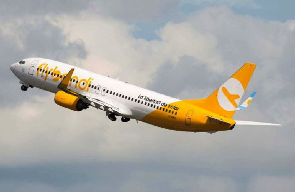 Flybondi retomó sus vuelos luego de casi dos semanas de interrupción y comenzó una normalización progresiva de sus rutas dentro del país.