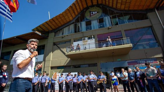 Ulpiano Suarez participó de la apertura del 26º Encuentro Sudamericano de Remo Master