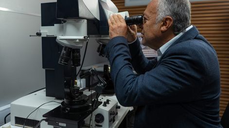 Cornejo habló este lunes de las inversiones en la Ruta 7 en medio de la presentación de un laboratorio de huellas balísticas.