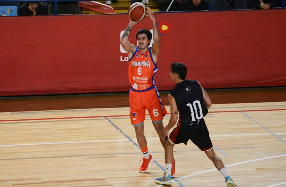 Determinante. Stefano Arancibia ingresó desde el banco y fue la gran figura del primer chico.