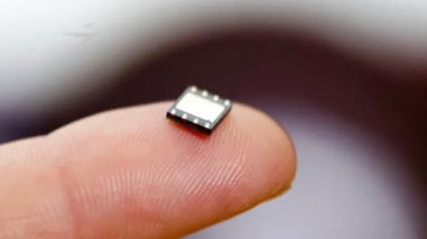 Los Andes | La eSIM es 90% más pequeña una Nano SIM, viene en el interior de los teléfonos y se carga online por QR.