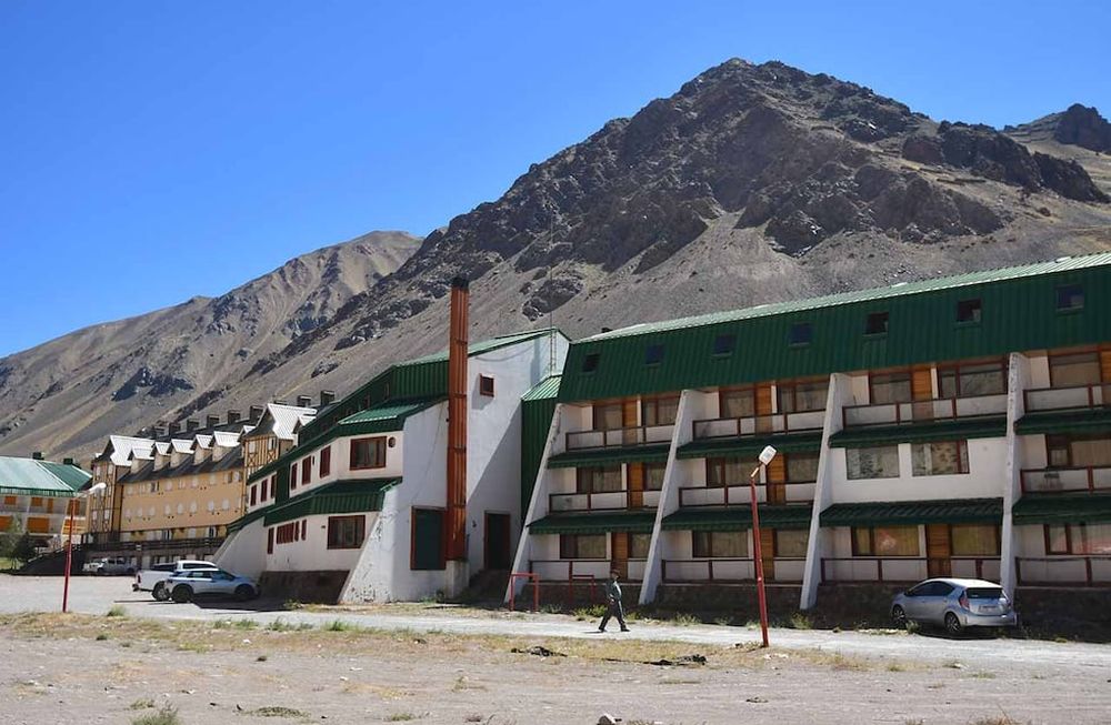 Centro de esquí Penitentes, distante a 160 kilómetros de la ciudad de Mendoza, está situado en plena cordillera sobre la ruta internacional a Chile | Archivo Los Andes