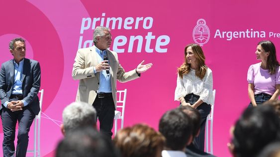 Alberto Fernández criticó a la Corte durante un acto de puesta en marcha de la Asignación Universal por Hijo (AUH) para niños y niñas sin cuidados parentales. Foto: Presidencia