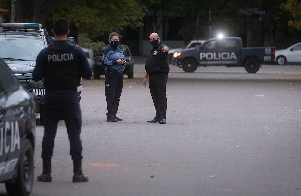 Investigarán las cámaras de la zona para buscar detalles que sumen a la causa del robo de los 3 millones en el Centro. Imagen ilustrativa - Ignacio Blanco / Los Andes