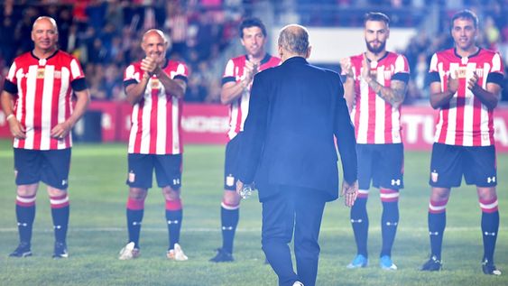 Estudiantes llora a Alejandro Sabella