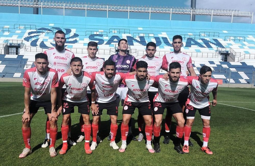 El Globo cayó en San Juan por 1-0 con Sportivo Peñarol y quedó muy comprometido con la Permanencia. / Gentileza.