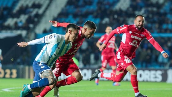Racing se midió en el Cilindro con Ñublense de Chile en el cierre de la fase de grupos de la Copa Libertadores y quedó primero en su grupo. / Gentileza.