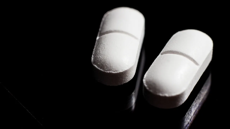 Los jóvenes han hecho viral un reto en redes sociales que consiste en consumir paracetamol.