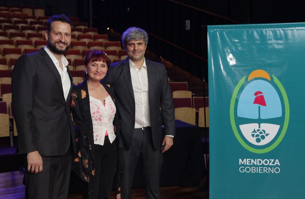 La Vendimia 2022 se llamará Milagro del vino nuevo bajo la dirección de Vilma Rúpolo y Federico Ortega a partir de un guion de Arístides Vargas.