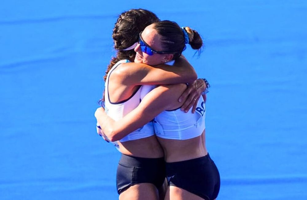 Florencia Borelli y Daiana Ocampo en la maratón olímpica. Foto: Prensa COA.