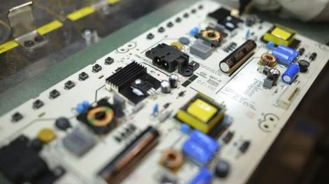 La industria electrónica es el principal empleador privado de Tierra del Fuego (Crédito: Prensa AFARTE)