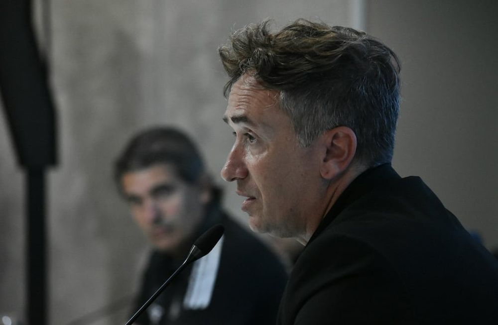 La AAA, mediante su abogado, reunió material de las fuertes declaraciones del Apache contra el árbitro tras el empate de Independiente con Barracas y confirmó que iniciarán acciones legales. / Gentileza.