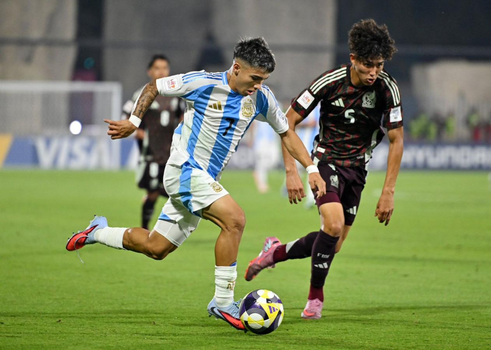 La Selecci&oacute;n Argentina, que termin&oacute; como la mejor selecci&oacute;n de la fase de grupos, perdi&ograve; ante la Tri, el peor de los clasificados, por penales 2-2 (5-4).&nbsp;